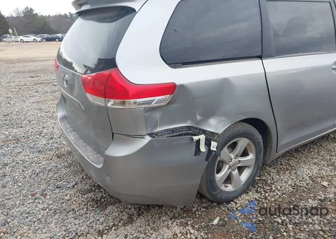 2011 Toyota Sienna Le V6 from USA, damaged, VIN 5TDKK3DC8BS078034